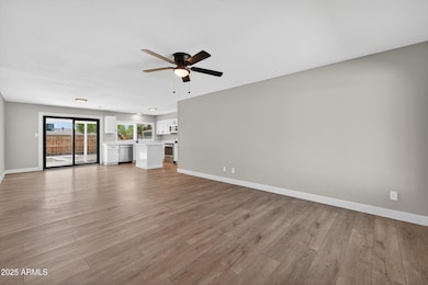 5039 W Vernon Ave, Phoenix, AZ 85035 - photo 7