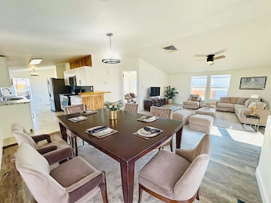 2807 N Niagara Cir, Grand Junction, CO 81501 - photo 3