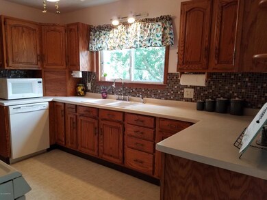 17 kitchen