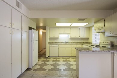 cortezKitchen2