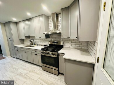 2758 Plum St, Philadelphia, PA 19137 - photo 2