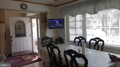 8805 Sylvania St, Lorton, VA 22079 - photo 7