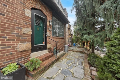 3414 Midvale Ave, Philadelphia, PA 19129 - photo 2