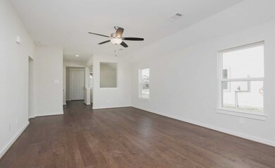 4547 Pinehurst Trace Dr, Pinehurst, TX 77362 - photo 7