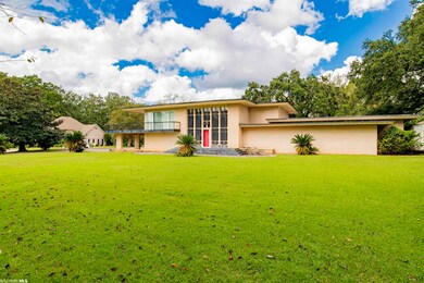 809 Bernard Cir, Mobile, AL 36693 - photo 2