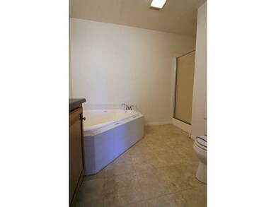 Master Bath/Spa.