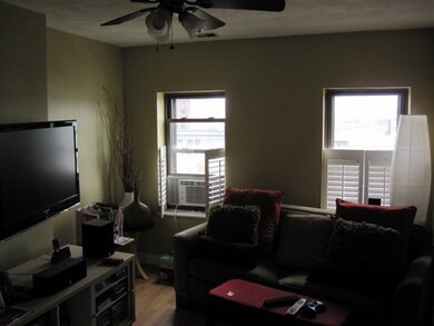 281 W 3rd St unit 2, Boston, MA 02127 - photo 3