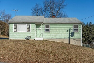 40 Hickory Rd, Leominster, MA 01453 - photo 2