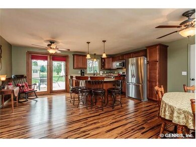 Kitchen Dining. Double doors from the kitchen/dini