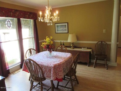 7-Formal Dining Room