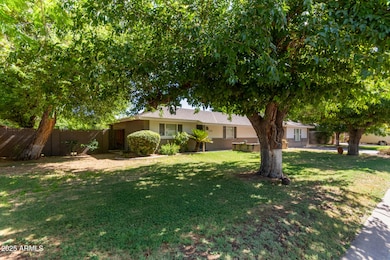 1532 W Loma Ln, Phoenix, AZ 85021 - photo 3