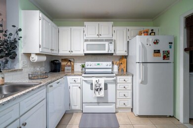 1209 Meadow Park_008