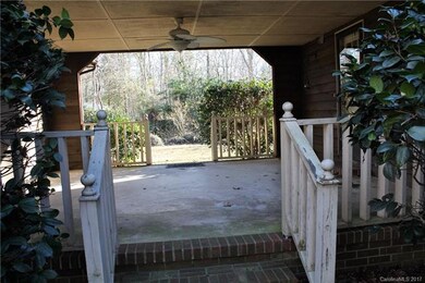 280 Rainbow Cir, Clover, SC 29710 - photo 5