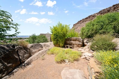 690 W Escalante Dr St George UT 84790 US