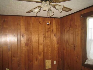 Den/Family/Great Room. Family room with ceiling fa