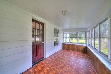 9145 E Michigan Ave 21