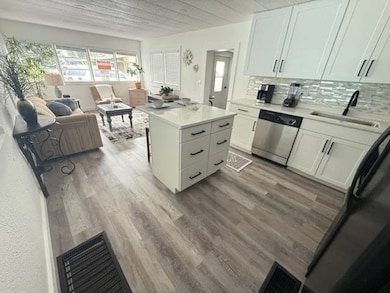 1280 Lakeview Rd, Clearwater, FL 33756 - photo 2