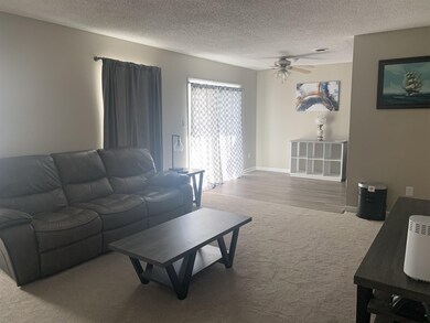 306 Cambridge Manor Dr, Schenectady, NY 12302 - photo 3