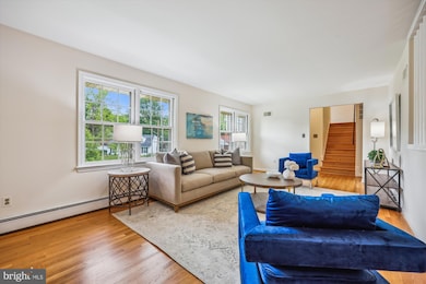 1029 Tracy Dr, Silver Spring, MD 20904 - photo 7