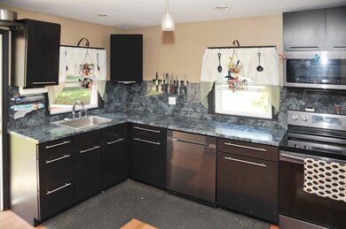 4 Park Cir unit Waterview, East Wareham, MA 02538 - photo 6