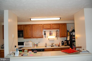 17060 Capri Ln unit D101, Dumfries, VA 22026 - photo 4
