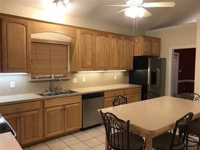 140 Oak St, Crawfordville, FL 32327 - photo 5