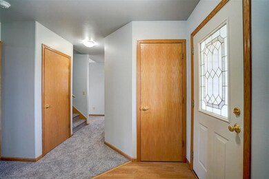 221 Division St, Brooklyn, WI 53521 - photo 3