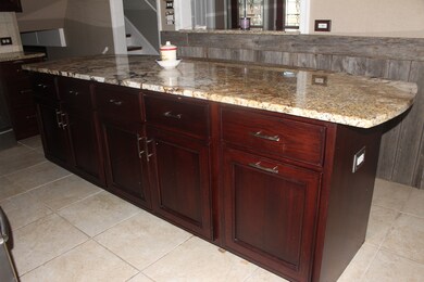 11S524 Walter Ln, Naperville, IL 60564 - photo 7