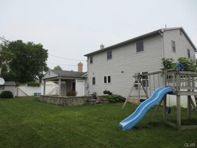 7511 Columbine Rd, Macungie, PA 18062 - photo 4