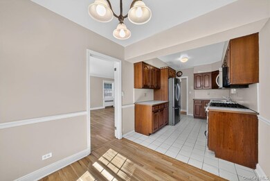 48 Glen Rd, Yonkers, NY 10704 - photo 7