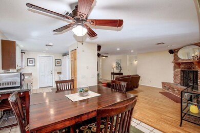 Eat In Kitchen