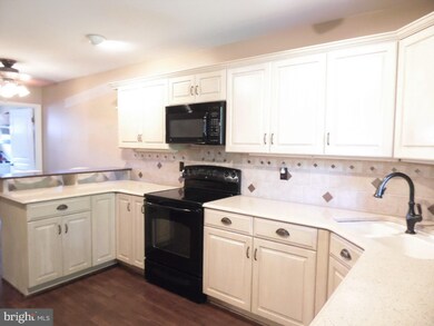 2403 Elm Cir, Lansdale, PA 19446 - photo 5