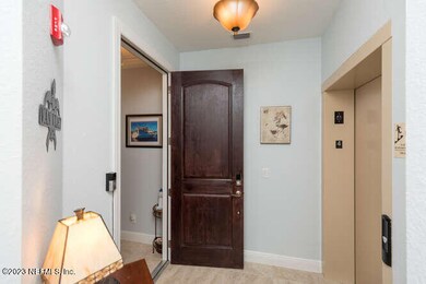 200 Cedar Cove Unit 206 Palm-small-004-0