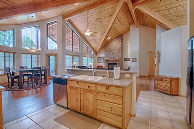 3971 Sugar Pine Loop