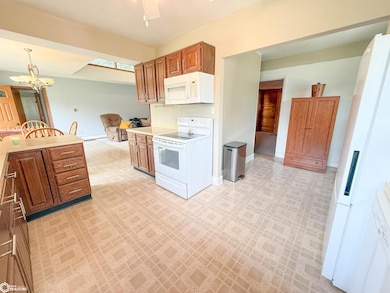 1706 N Federal St, Hampton, IA 50441 - photo 2