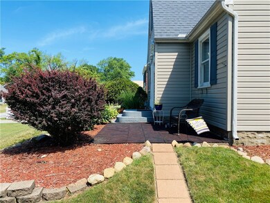 2827 Lafayette Rd, Erie, PA 16506 - photo 3