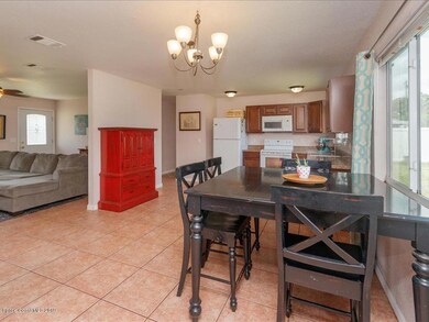 10-Dining Room (3)