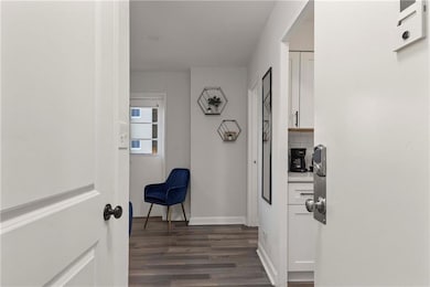 Peachtree Towers Condominiums unit 3M, Atlanta, GA 30308 - photo 4