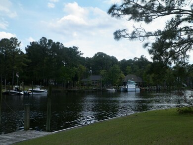 906 Diamond-Fairfield Harbour new bern