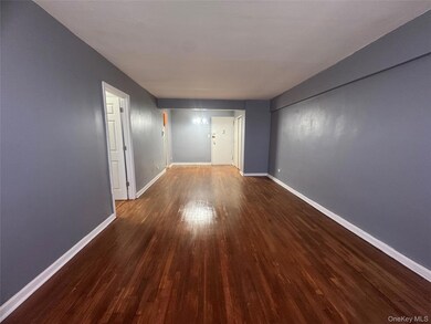 Oakwood unit 2C, Flushing, NY 11375 - photo 2