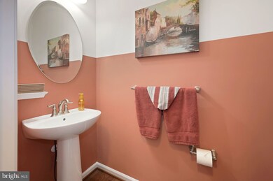 704 Rollins Ave, Capitol Heights, MD 20743 - photo 6