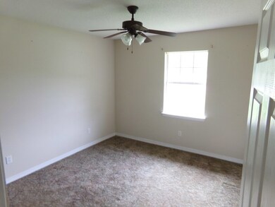 610 Rosa St, Picayune, MS 39466 - photo 7