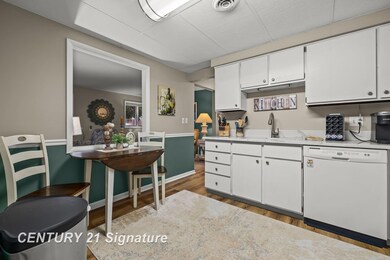 5975 W Michigan Ave, Saginaw, MI 48638 - photo 7