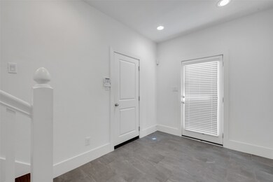 1719 Thompson St, Houston, TX 77007 - photo 6