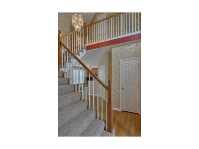 New carpet, soaring and open 2sty entry! Seller is