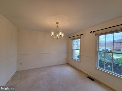 7708 Sandstone Ct, Ellicott City, MD 21043 - photo 4