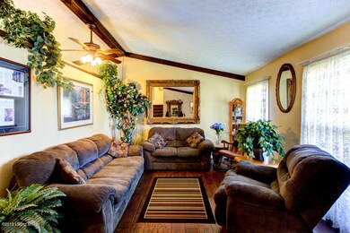 6801 Bainbridge Ct, Louisville, KY 40228 - photo 5