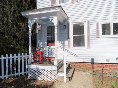 29 Crescent St, Keene, NH 03431 - photo 4