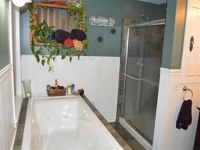 4 Troy St, Nashua, NH 03064 - photo 7