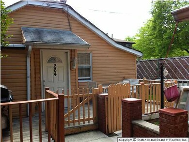 266 Reid Ave, Staten Island, NY 10305 - photo 4